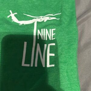 XL nine line t shirt green